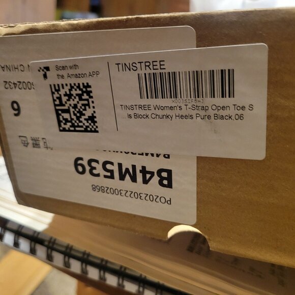 T strap sandal with heels - Picture 14 of 15